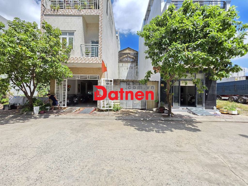 Đất 75m kdc Sóng Thần B liền kề VinCom Dĩ An, phường Dĩ An Tp Dĩ An