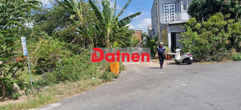 ĐẤT VÀNG TRUNG TÂM – DIỆN TÍCH KHỦNG 300m² – NGAY PHỐ ẨM THỰC TRẦN PHÚ