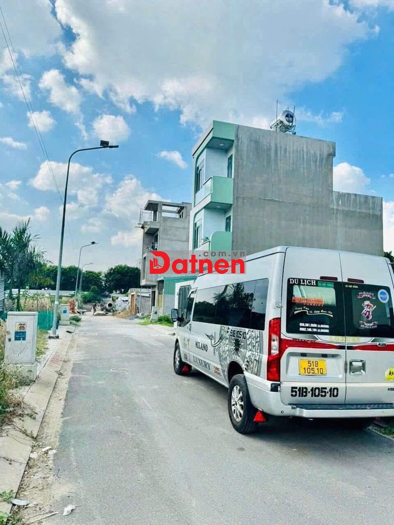 Bán lô 82 khu nam cường 1357 TL43 DT 55,2 m2 giá 3,7 tỷ hướng mát