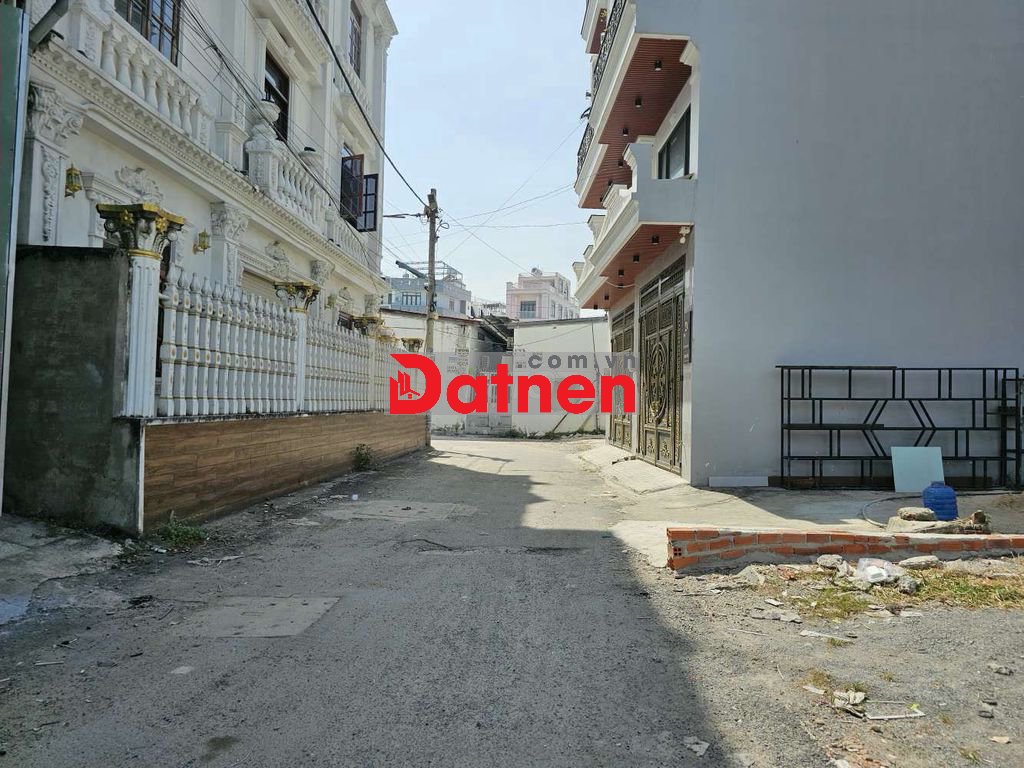 Đất chỉ 1 sec ngắn Hà Huy Giáp đường nhựa thông