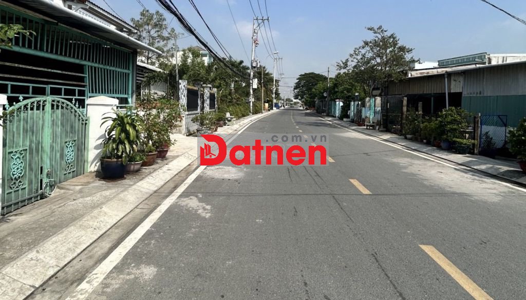 Bán nền ngang 8x10m hẻm nhựa 1896 Lê Văn Lương