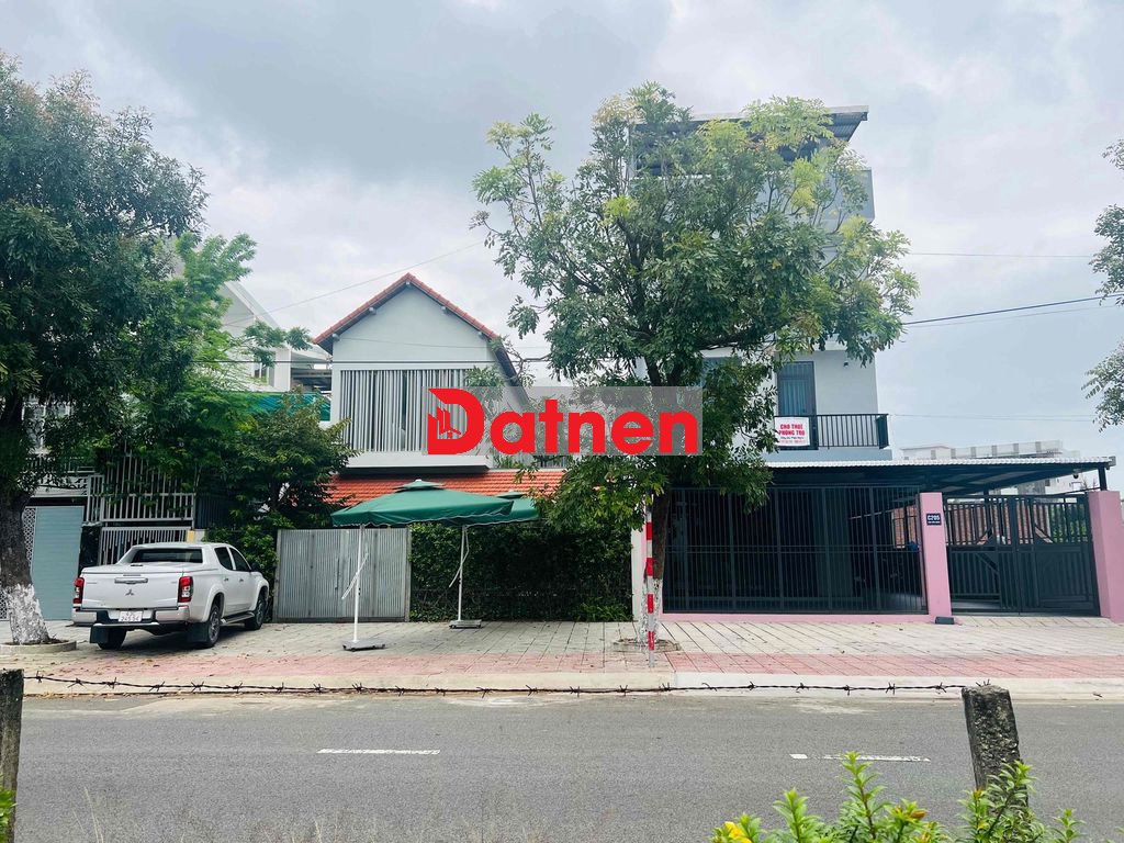 Đường Văn Tiếng Dũng cần cắt lỗ