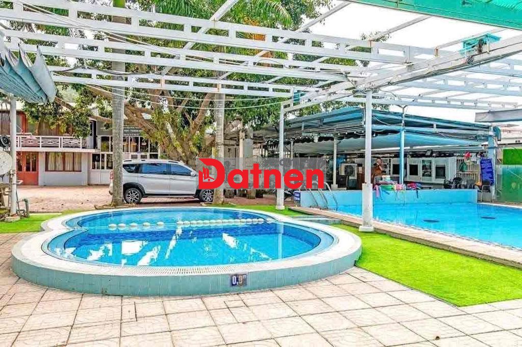 BÁN ĐẤT 3361m có sẵn Khu Nghỉ Dưỡng 4Tầng hồ bơi sân vườn rộng 135 TỶ