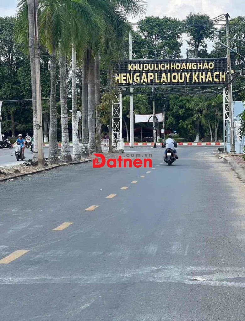 NỀN THỔ CẤT NHÀ NGAY MẶT TIỀN KINH DOANH MUA BÁN ĐƯỢC