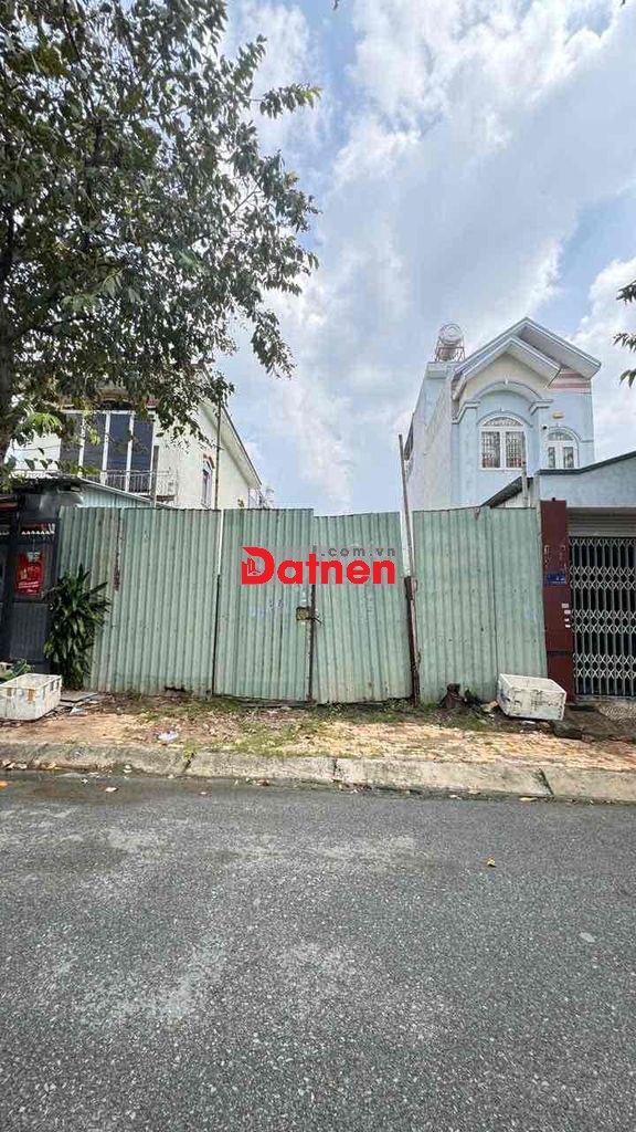 Bán Đất Mặt Tiền Nhựa Tân Xuân 3 DT : 7 x 22 Shr 150m2