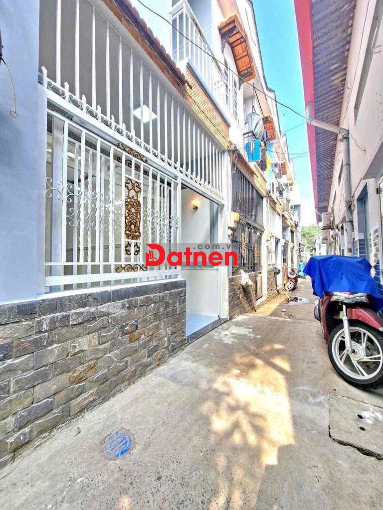 Bán nhà đẹp khu dân cư hiện hưu chính trang, không quy hoạch.