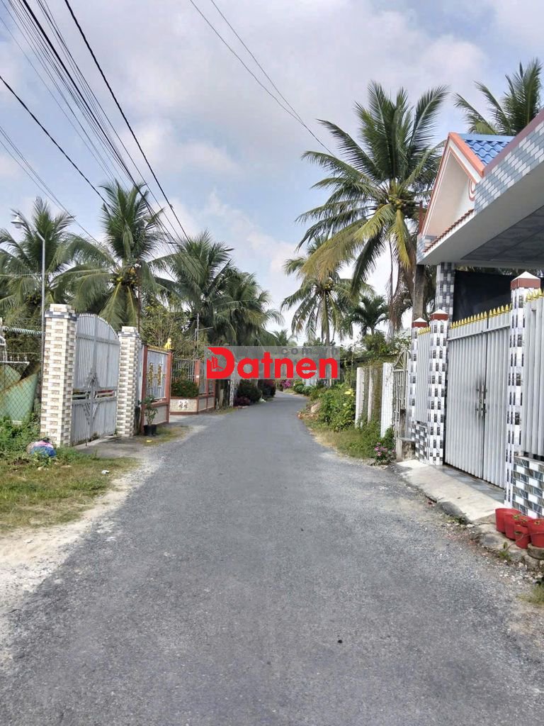 Bán đất ở ngay khu dân cư hiện hữu