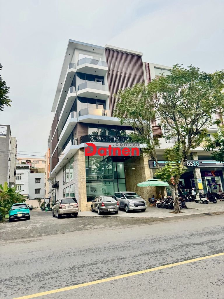 Nhà 3 Tầng Mặt tiền Trung tâm Đặng Thùy Trâm. DT 10x20m. Giá 36,5 tỷ!