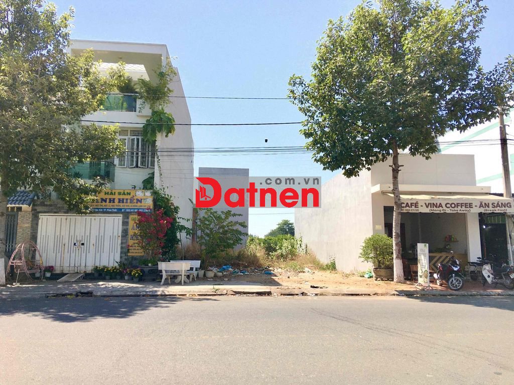 Mặt Tiền Võ Văn Kiệt Đối Diện Kho Bạc Nhà Nước