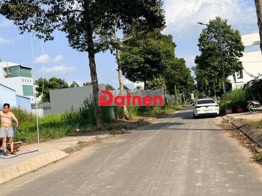 Bán nền đường số 26 Khu dân cư ngân thuận kế Công Viên Ánh Sang