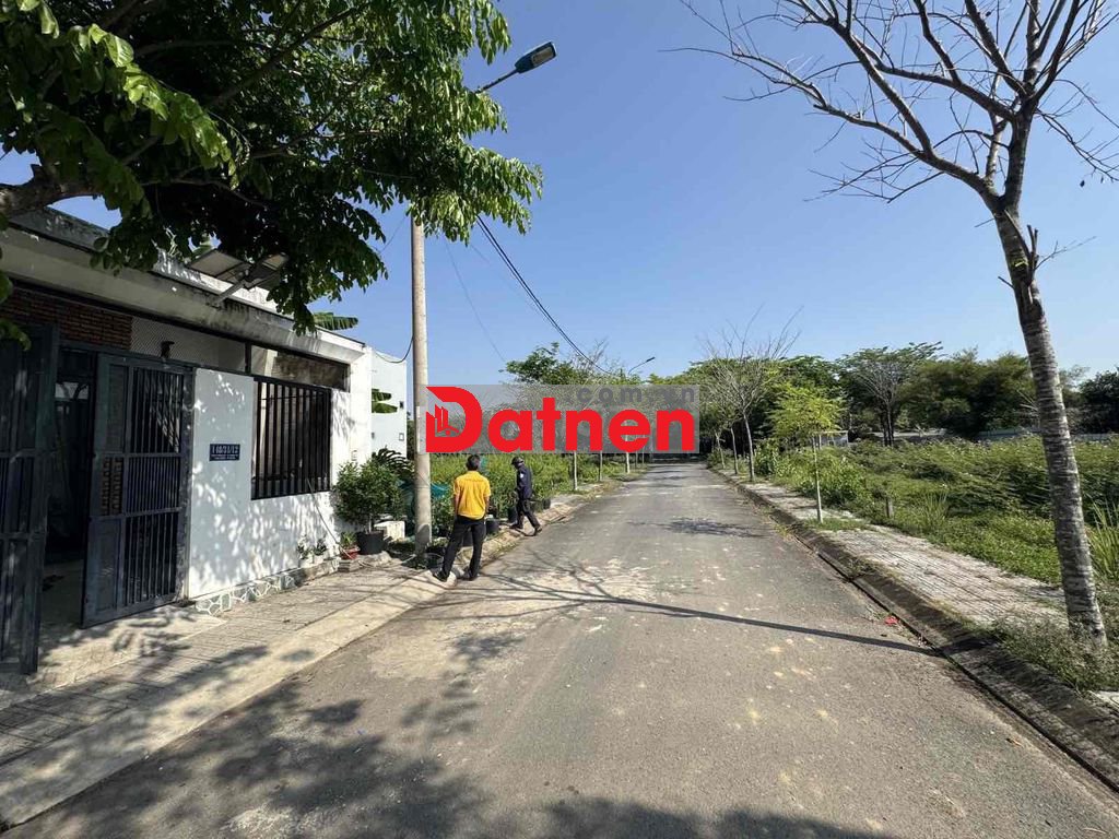 BÁN LÔ ĐẤT KHU PHÂN LÔ ĐỒNG BỘ TRƯỜNG LƯU, LONG TRƯỜNG, QUẬN 9 CŨ, 84M