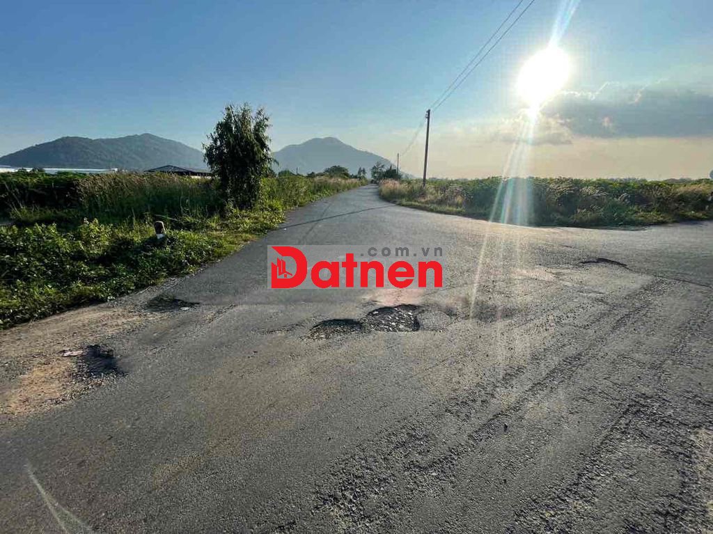 ĐẤT LÀM KHO XƯỞNG 26000M2 52 TỶ