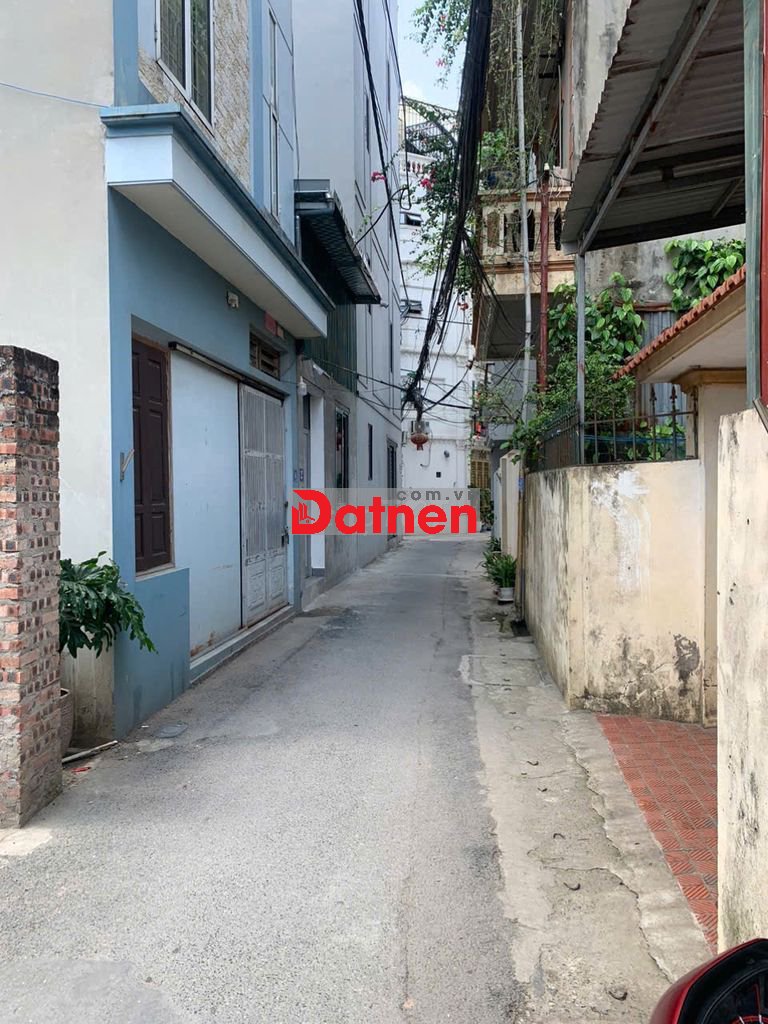 *Chính chủ* Bán đất tặng nhà Cấp 4