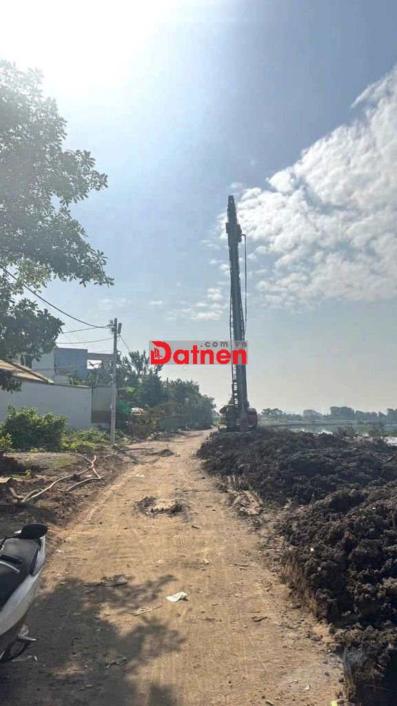 Đất View 2mt Sông Vàm Thuật APD DT 5X30 giá 15 tỷ nhìn GV