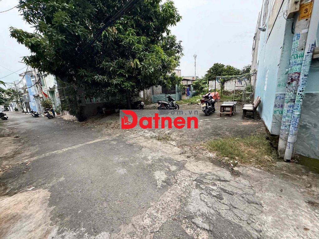 Hạ Giá bán gấp Đất ngang 11m giá còn 9t5Full Thổ