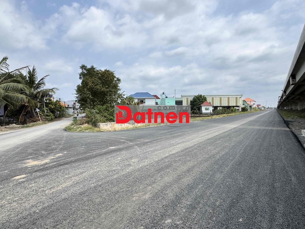 6,68 x 27 (Full thổ) - Đoạn giáp Bình Chánh. (ko mồ mã, ko bị QH)