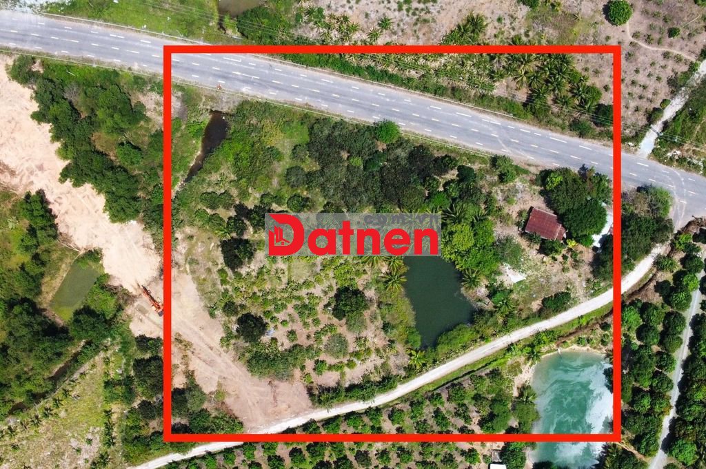 Đất đối diện sân golf diên thọ