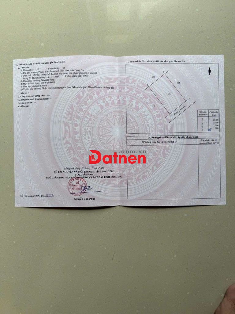 Kẹt tiền bán lỗ lô biệt thự 375m2 ngay sân Golf