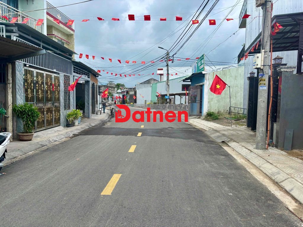 196m2 thổ cư Mặt Tiền Trục Nhựa 7m5 Sát Uỷ Ban Hoà Tiến