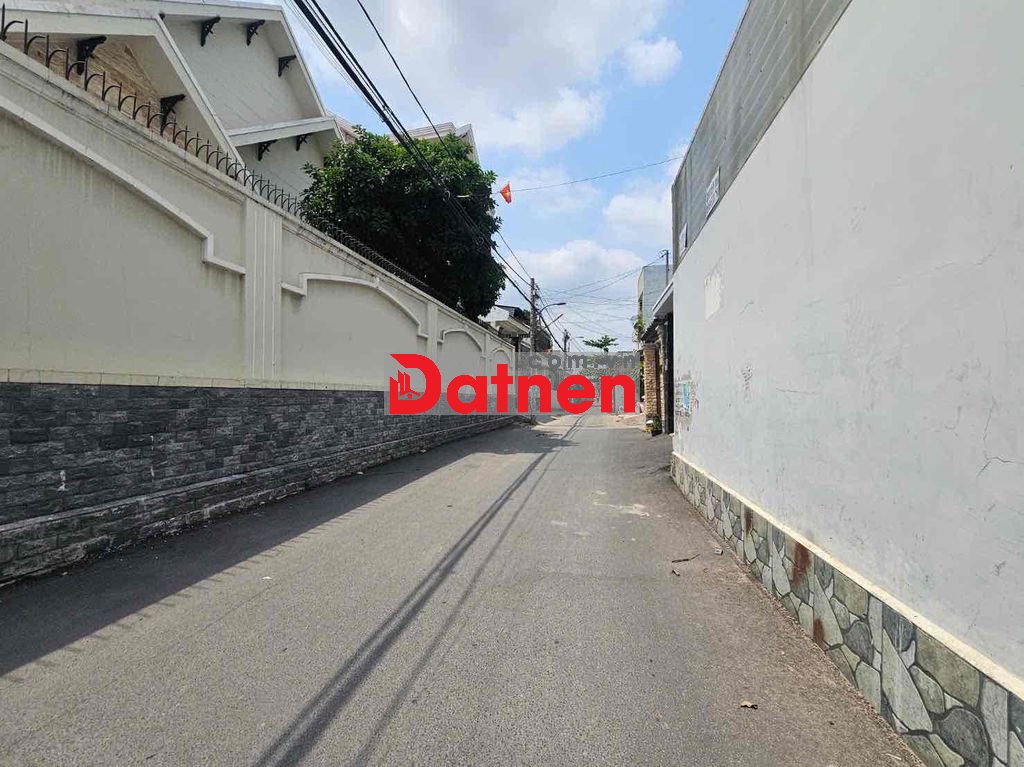 bán đất mặt tiền đường thông oto