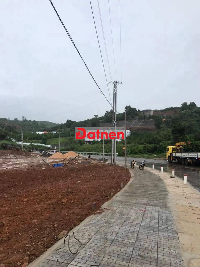 Bán lô đất thổ cư ( Chính chủ) mặt tiền đường Âu Cơ 30m, tp bảo lộc.