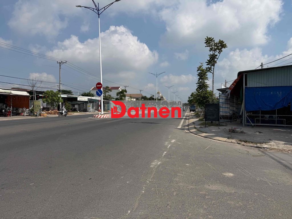 đất 2 mặt tiền nhựa, hẻm 94 trần phú, 4 tỷ 800 triệu hết đất