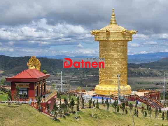 ĐẤT VÀNG cạnh Chùa SAMTEN HILLS Đà Lạt- Nhỉnh 2 tỷ (TL)