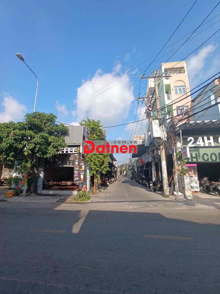 HẺM OTO 6M THÔNG- GẦN BỐN XÃ - 4M X 55M - NHÀ C4 - FULL THỔ