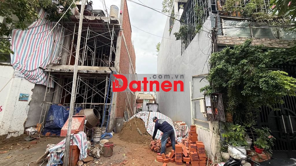 CHÍNH CHỦ GỬI LÔ ĐẤT ĐƯỜNG 385 - CÁCH LÊ VĂN VIỆT 100M - 6,4 TỶ/79M2