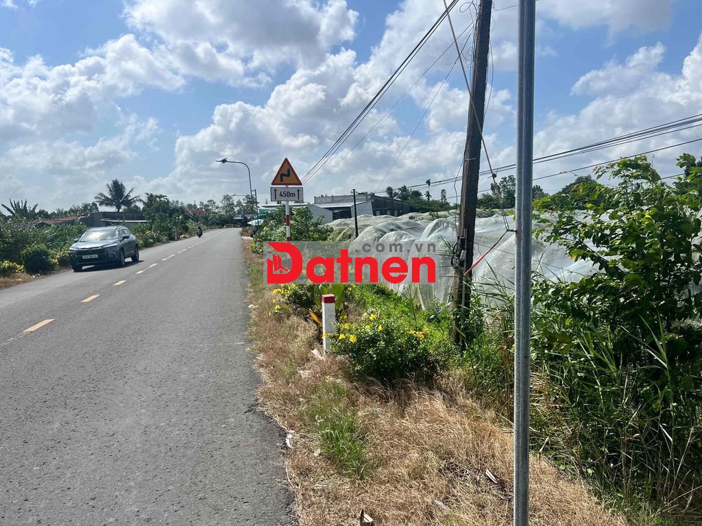 chính chủ cần bán mặt tiền DT 908 ngang 12m giá 1.2 tỷ