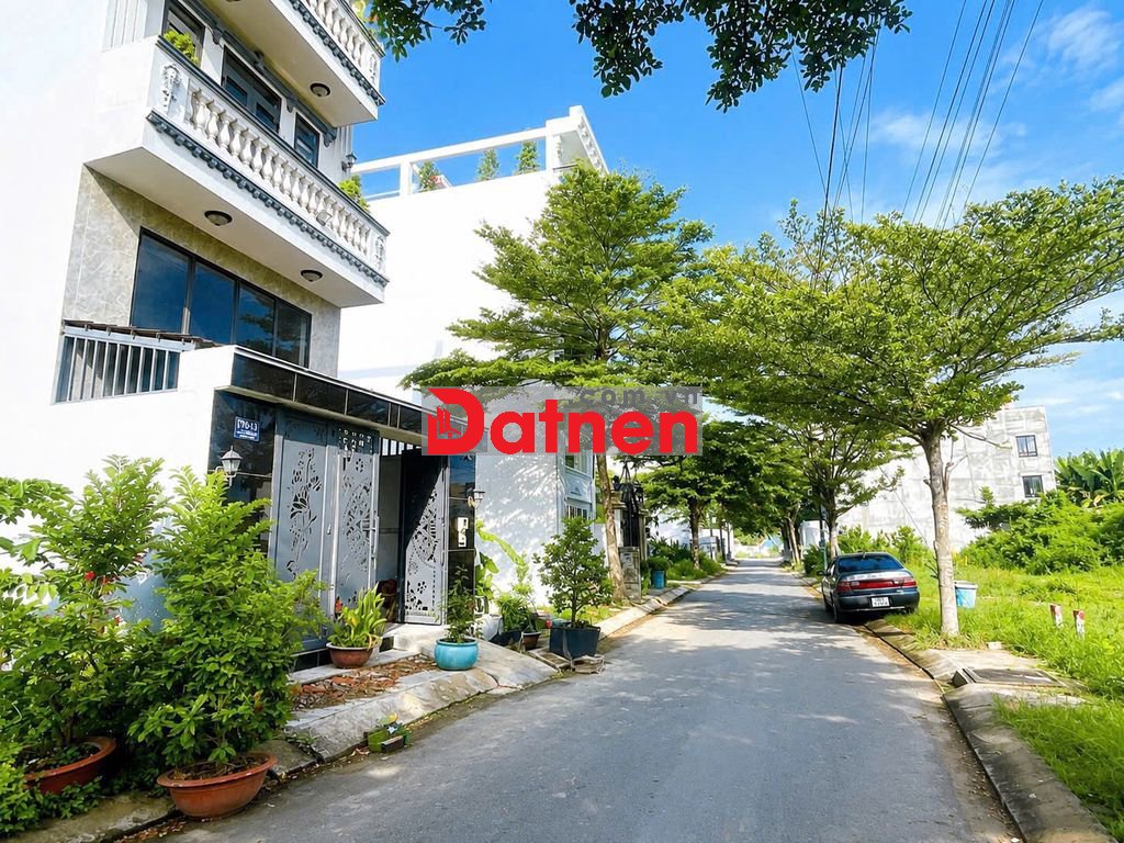 Khó khăn bán đất 80m2, sổ riêng, cách Lê Văn Lương 50m, giá kẹt 3.2 tỷ