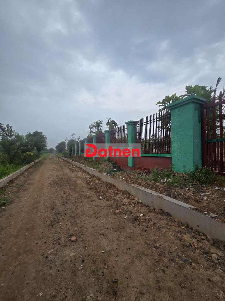 Đất chính chủ mặt tiền Sông Bà Hông,DT: 2800m2, sổ hồng sẵn, chỉ 30 tỷ