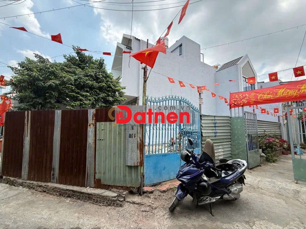 QUÁ NGỘP BÁN GẤP LÔ ĐẤT 2 MẶT TIỀN HXH, DT: 77,7M2, NGANG 5,3 MÉT.