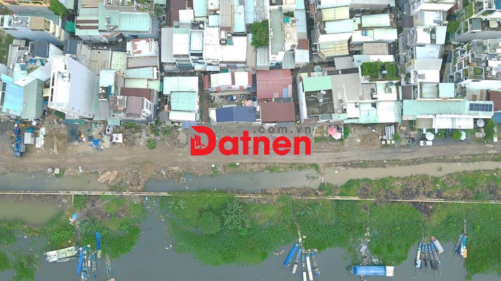 Bán gấp đất MT view sông Vàm Thuật phường 13 gò vấp ngang 6m 90m2 9tỏi