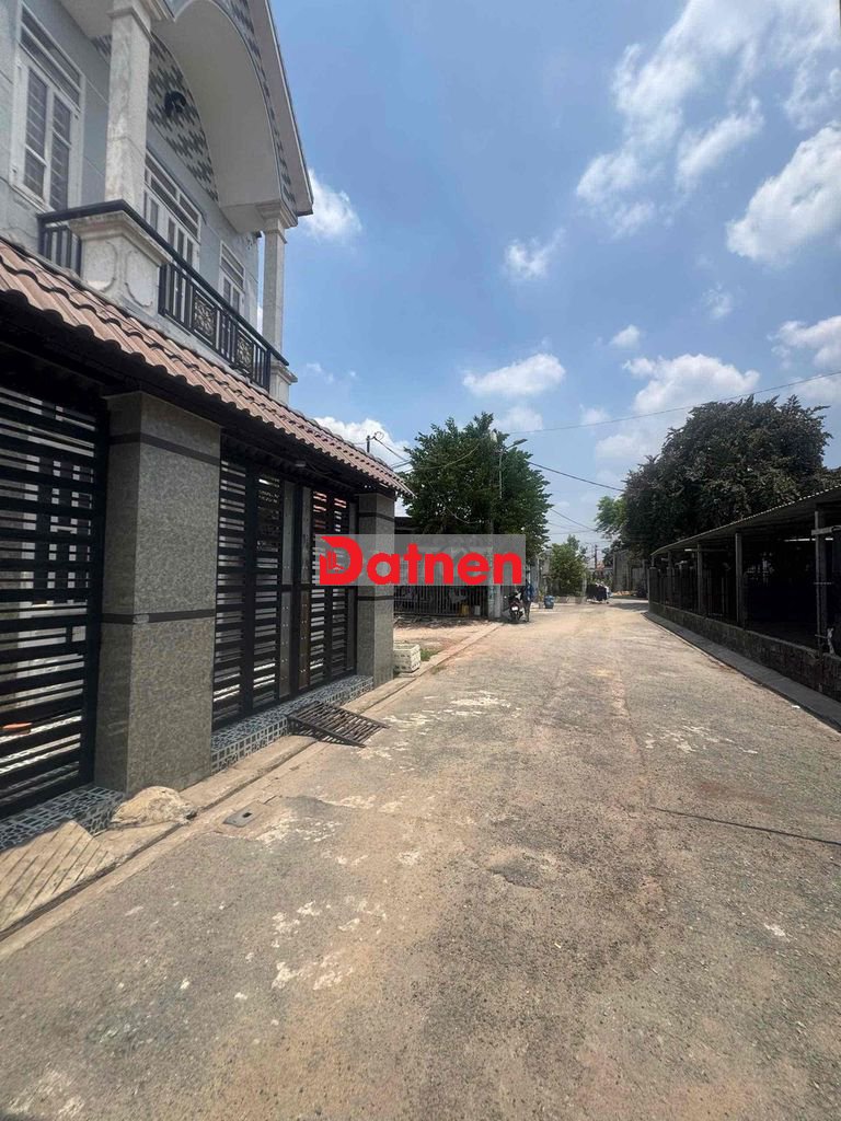 Bán Đất MT đường nhựa 8m