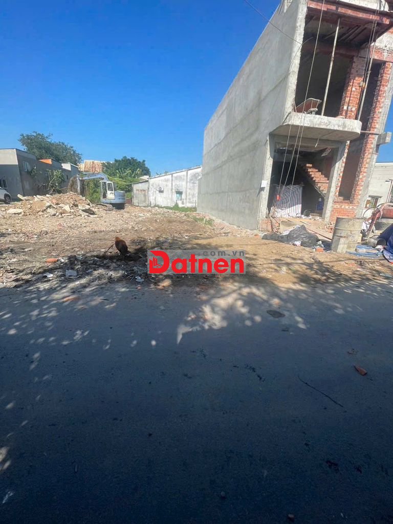 chủ gởi bán mặt tiền trung đông 10 Nguyễn thi ngâu 200m xã đông thạnh