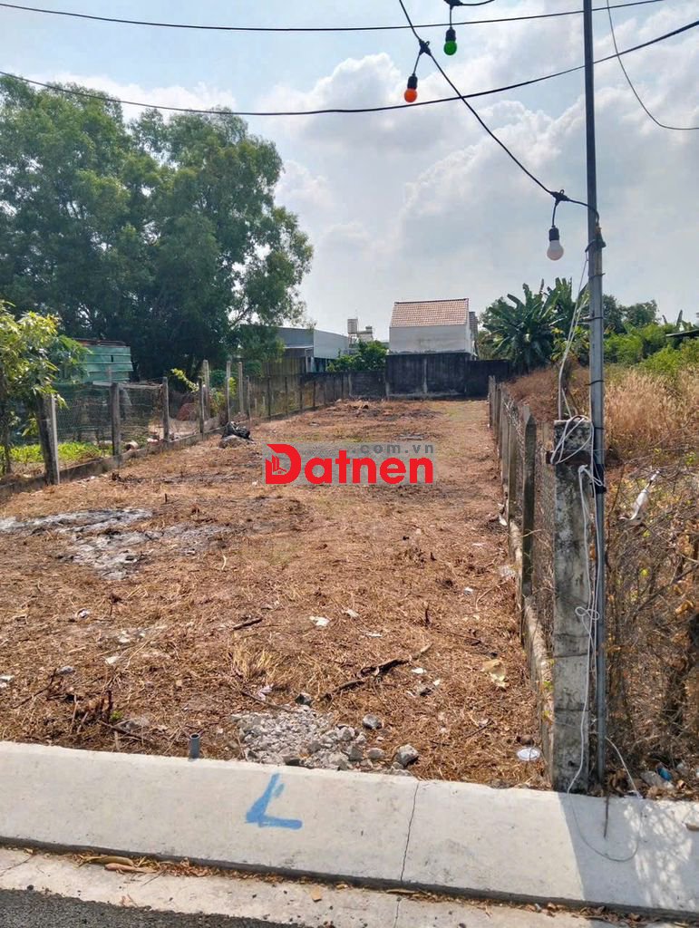 Đất thị trấn củ chi, DT: 8X50M, đất thổ cư, Shr Bán gấp Giá 650 triệu