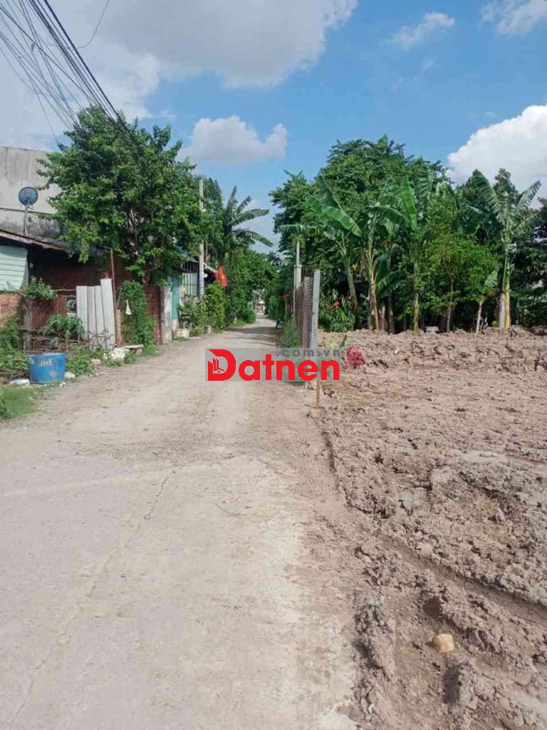 Bán Đất ,Đường Bà Điểm 4, HM ,Ngang 10M- 600M2, Giá :5.8Tỷ