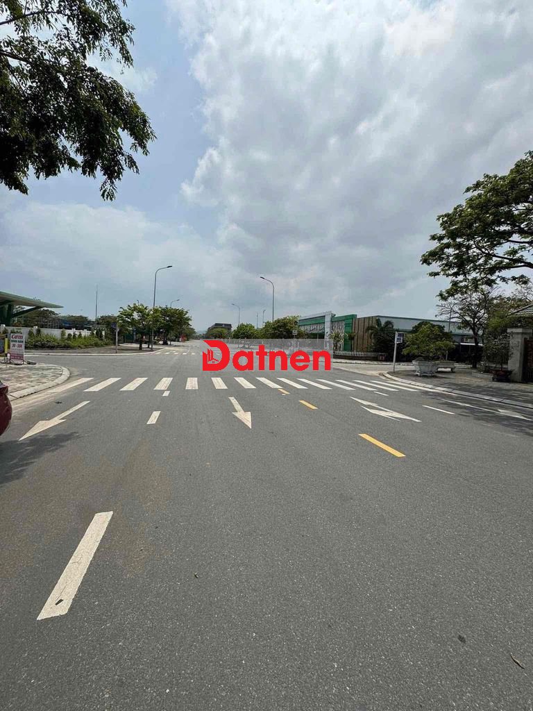 Bán Lô Đất Biệt Thự A1 Golden hill đường 15m