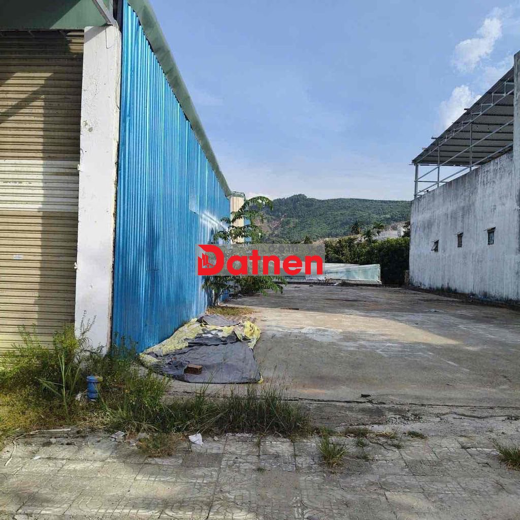 Bán Lô Đất MT Kinh Doanh Hoàng Văn Thái