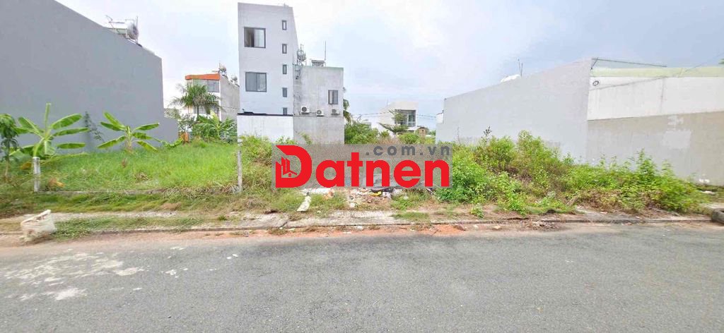 Đất view sông Long Phước Blue giá cắt lỗ sâu dt 64m2
