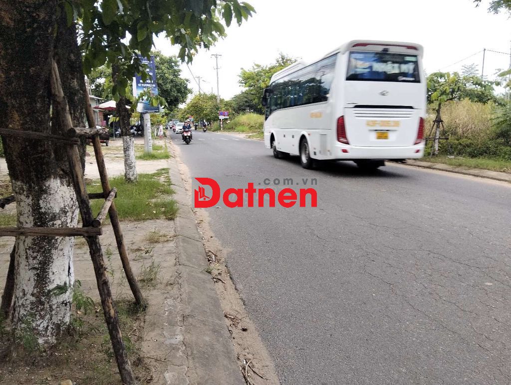 lô đất 2 lúa mặt tiền. đường tôn đản. đà nẵng