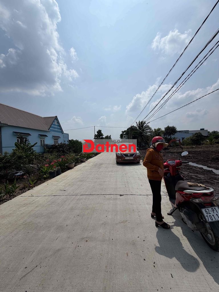 839tr/500m2 đất vườn mặt bê tông 6m cách nhựa 200m ,tại Bến Lức,LA.