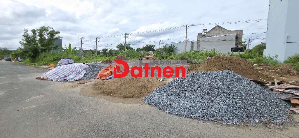 Bán gấp 56m2, đường 10m, shr, DA Blue Diamond, P Long Phước, Q9, HCM