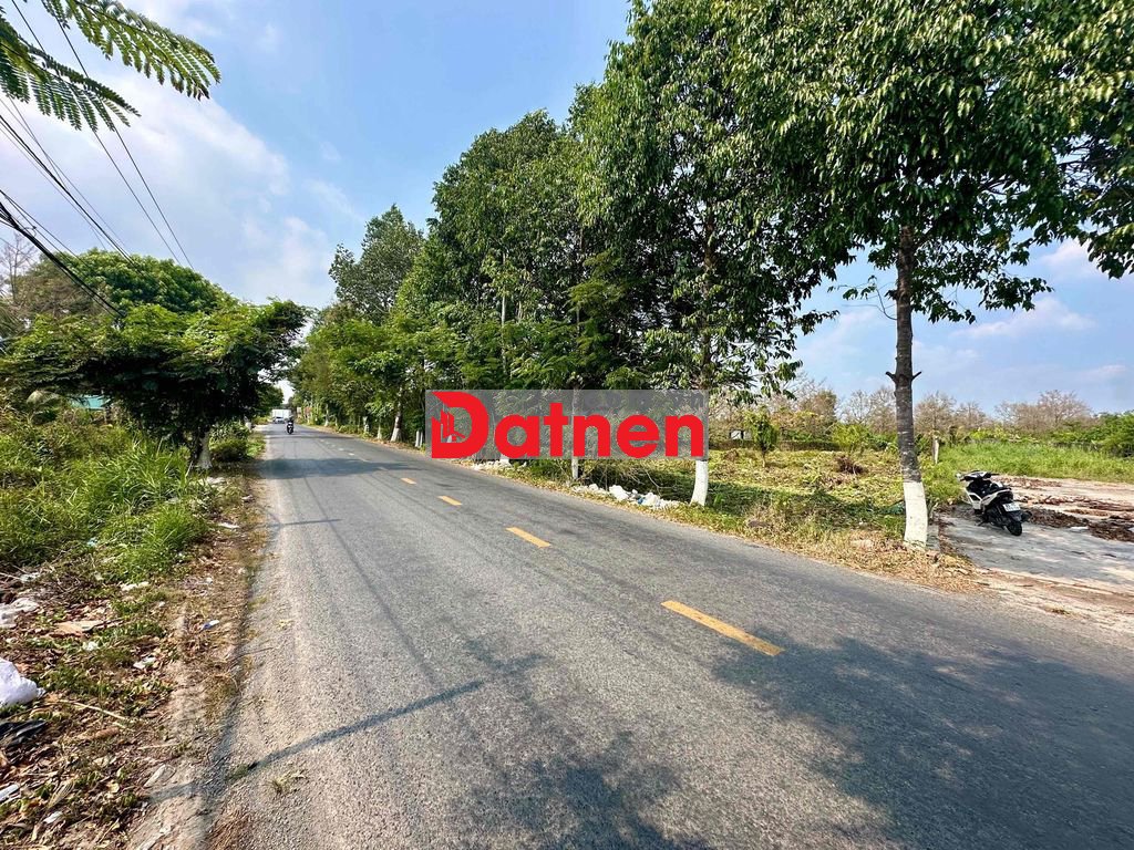 Cần bán đất vườn khu vực Đường tỉnh 925 hướng về Ngã 6