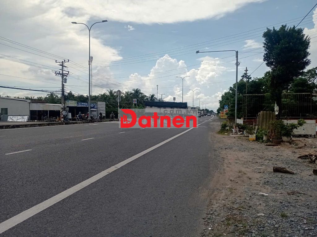 Bán đất MT Quốc lộ 1A, P2, Thị Xã.Cai Lậy, Tiền Giang, 4200m