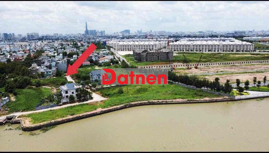 BÁN gấp lô ĐẤT SÁT SÔNG SG, Giáp Vạn Phúc City. Hẻm nhựa 5M, OTO né