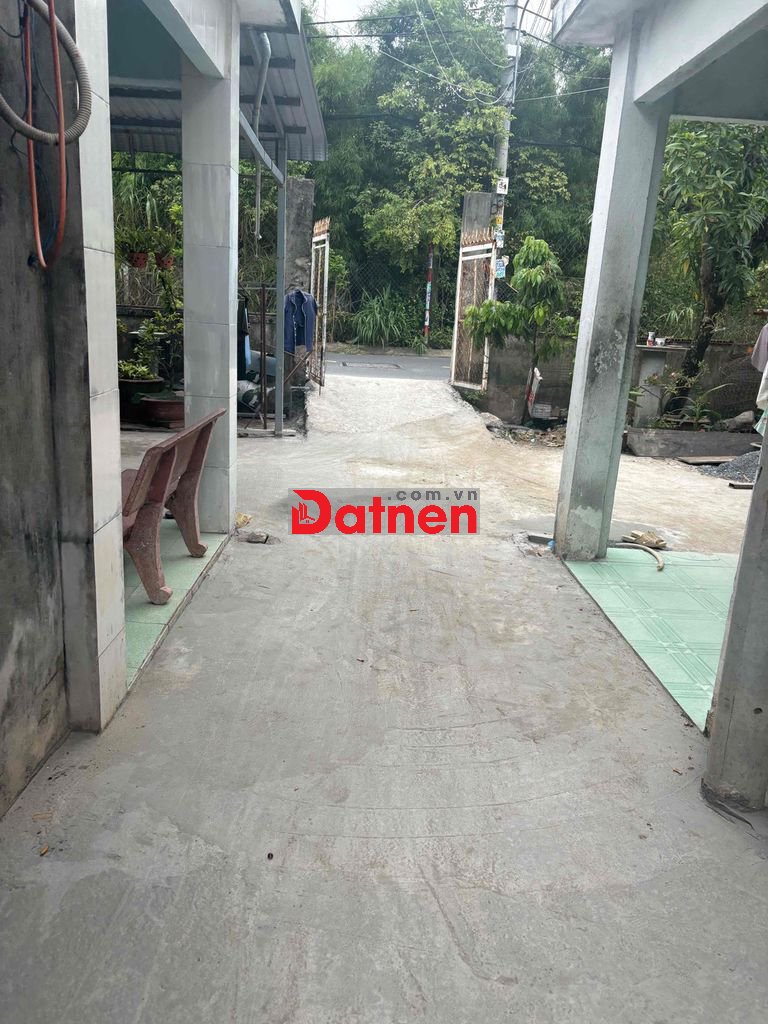 Đất 20x19m SHR Kdc sát sân banh thới tứ thị trấn H.Mon