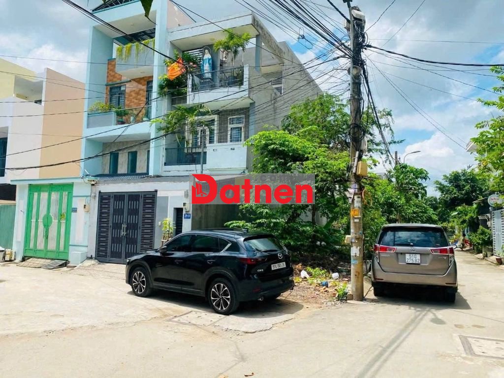 CHỦ KẸT TIỀN, BÁN CHỈ 3 TỶ 150 KẾ BÊN QUẬN 2, CHO XÂY 3 TẦNG