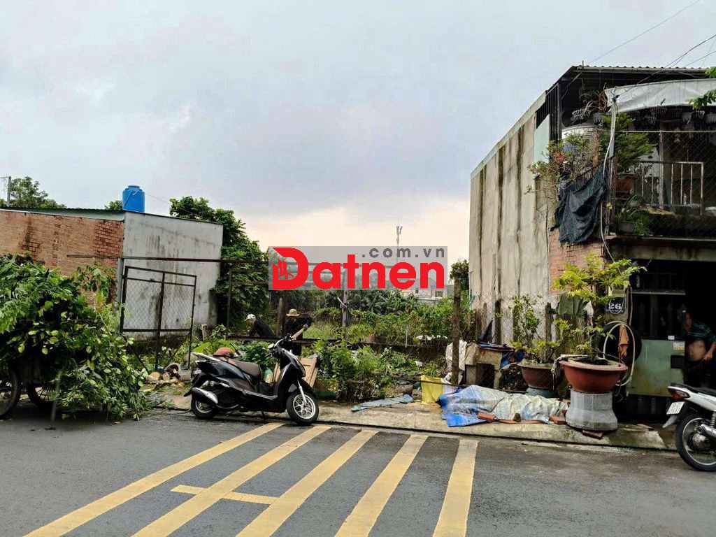 Bán đất mặt tiền Lê Thị Hồng Gấm Hóc Môn 120m2 giá 2.99 tỷ